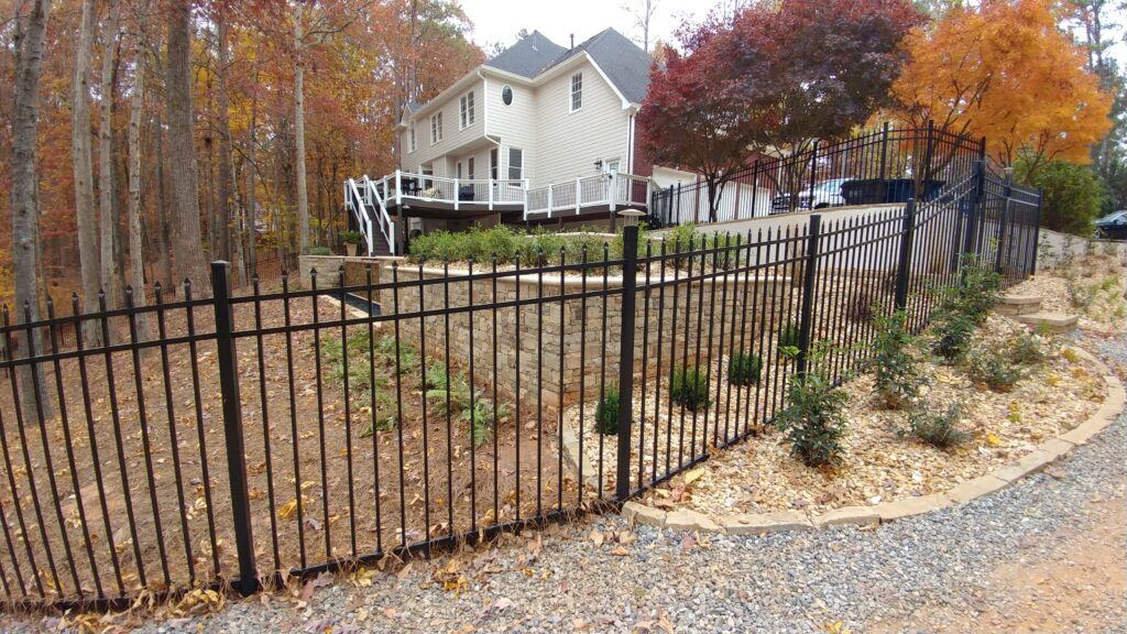 Aluminum fence press point spear top