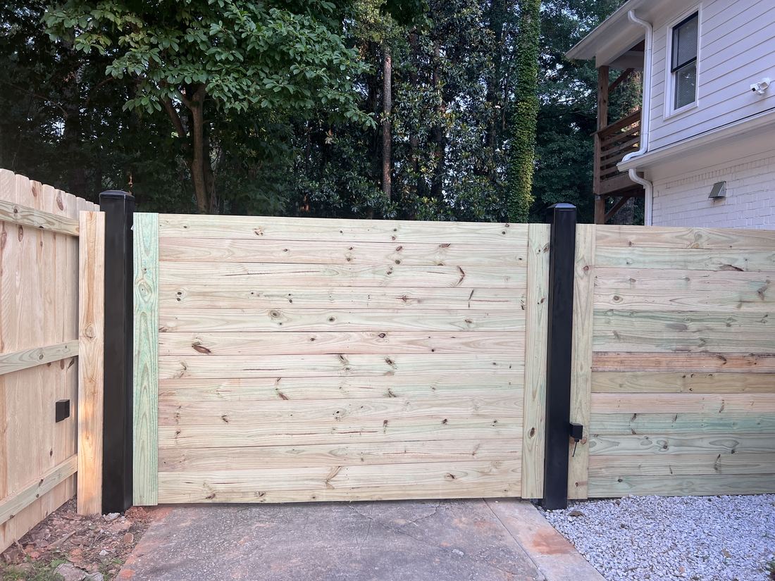 Horizontal-slat wood automated driveway gate