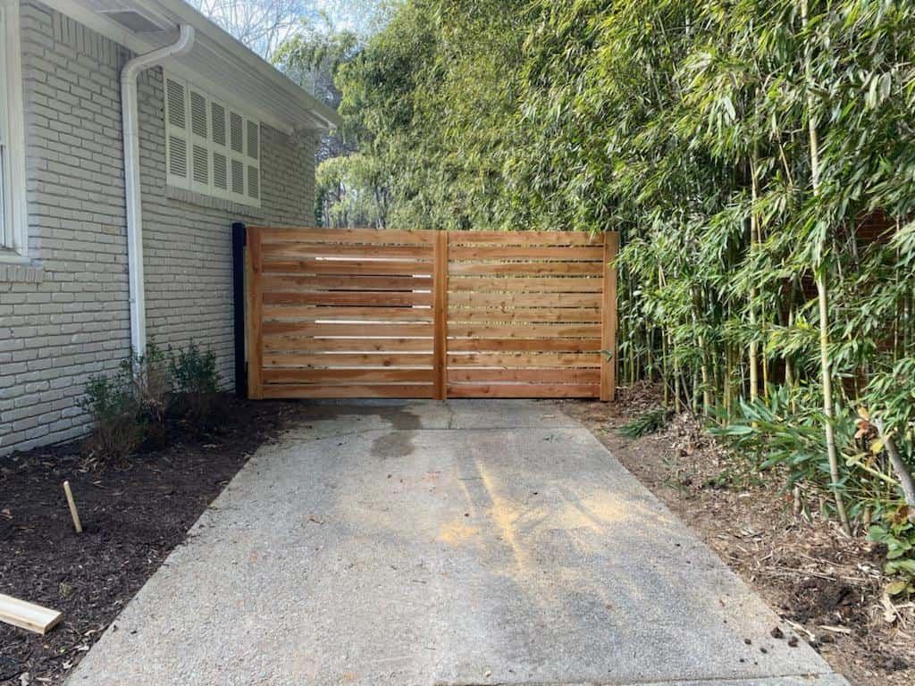 Horizontal wood driveway gate