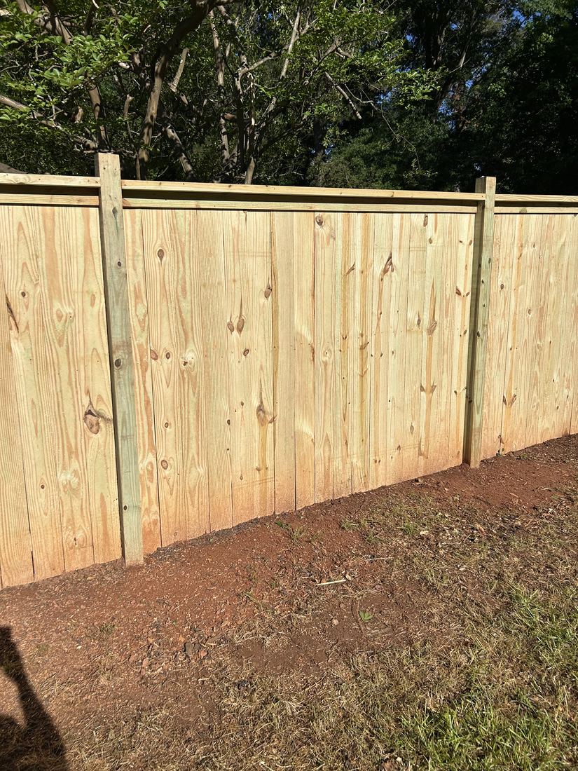 Wood capped privacy flat posts