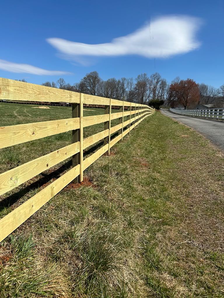 Four rail ranch rail horse fence (Dillard House)